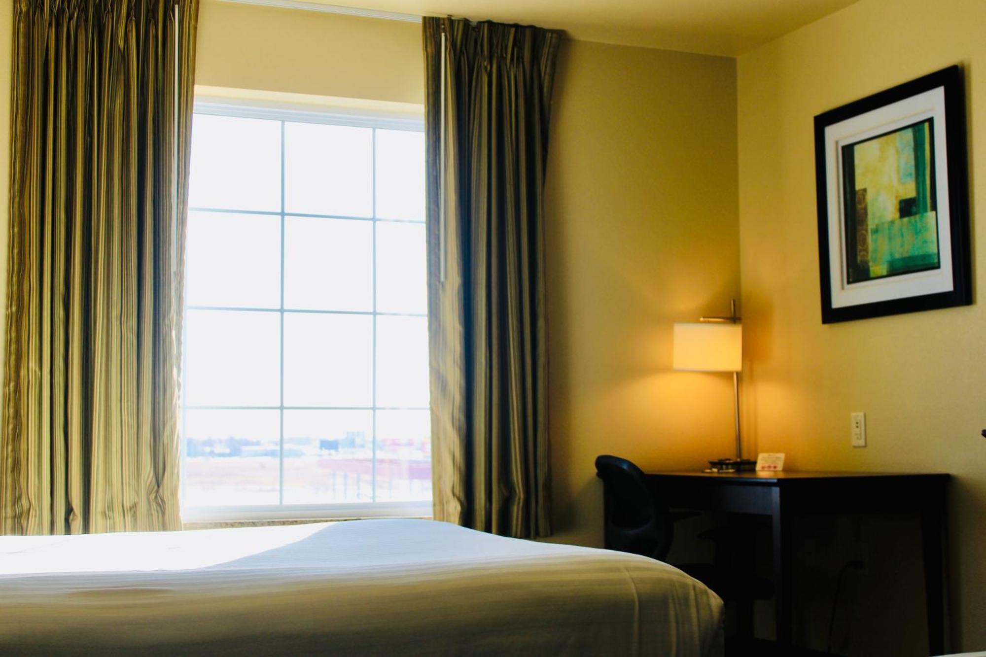 Cobblestone Hotel & Suites - ديفيلز ليك المظهر الخارجي الصورة