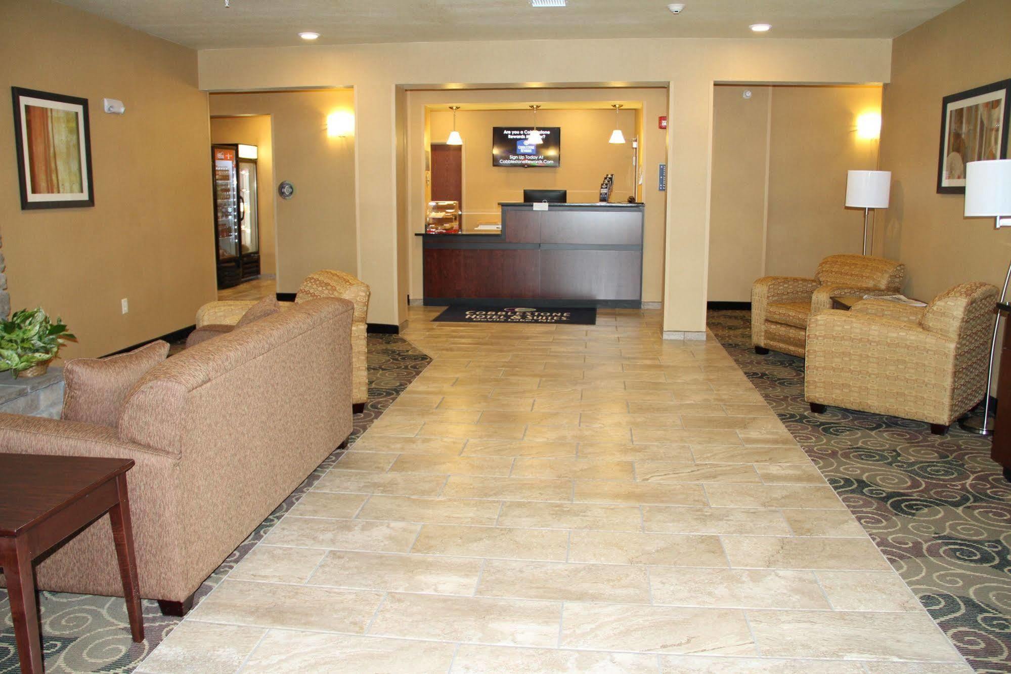 Cobblestone Hotel & Suites - ديفيلز ليك المظهر الخارجي الصورة